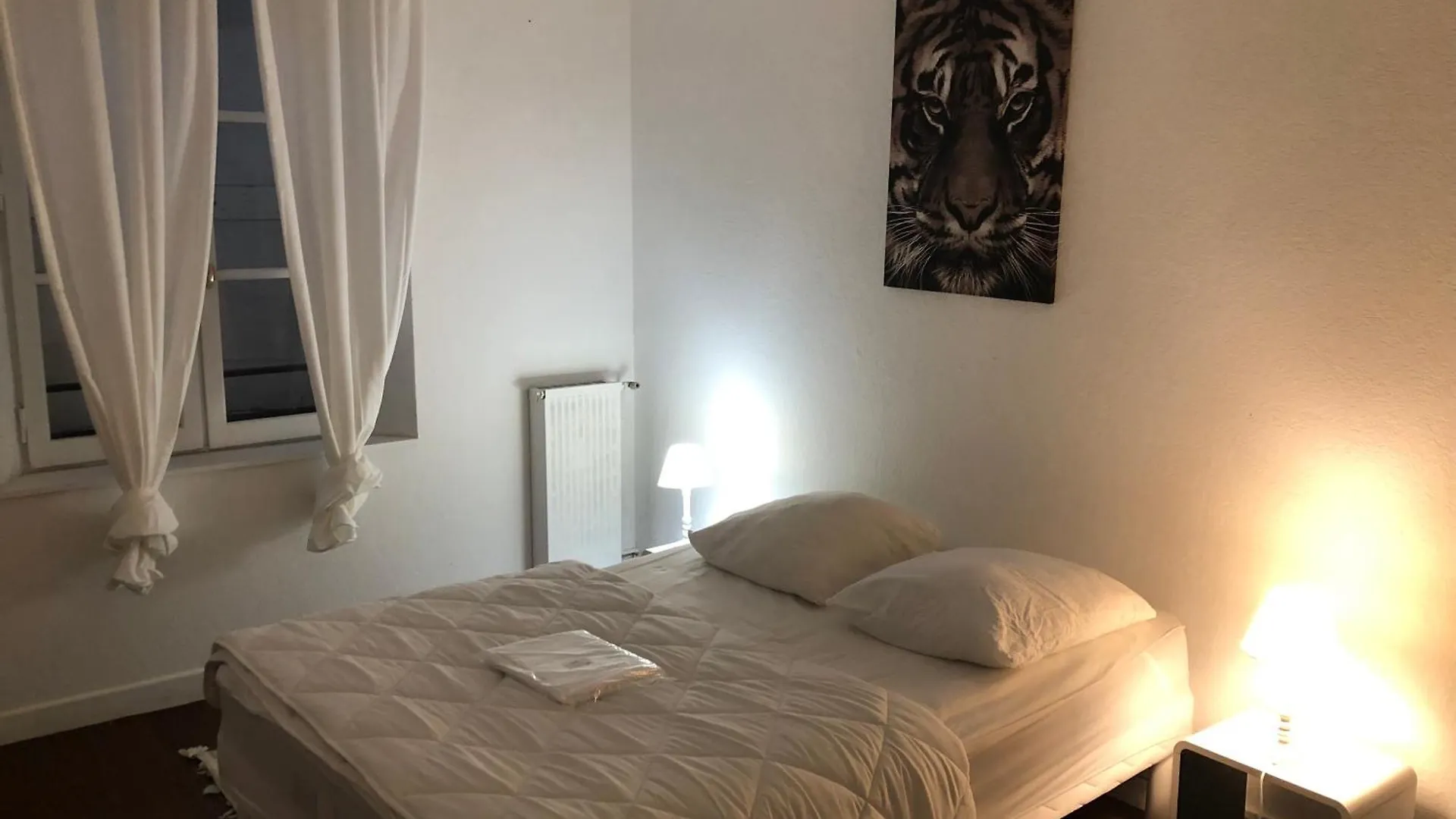 Appartement Hugo 2G à Aurillac 0*,  France