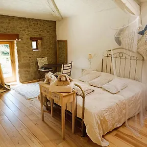  Séjour chez l'habitant Un Jardin Sur La Colline